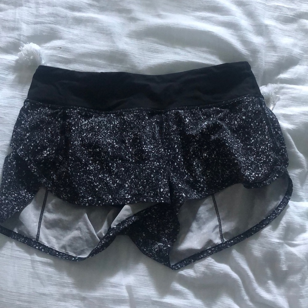 Lululemon Speed Up Shorts 2.5”